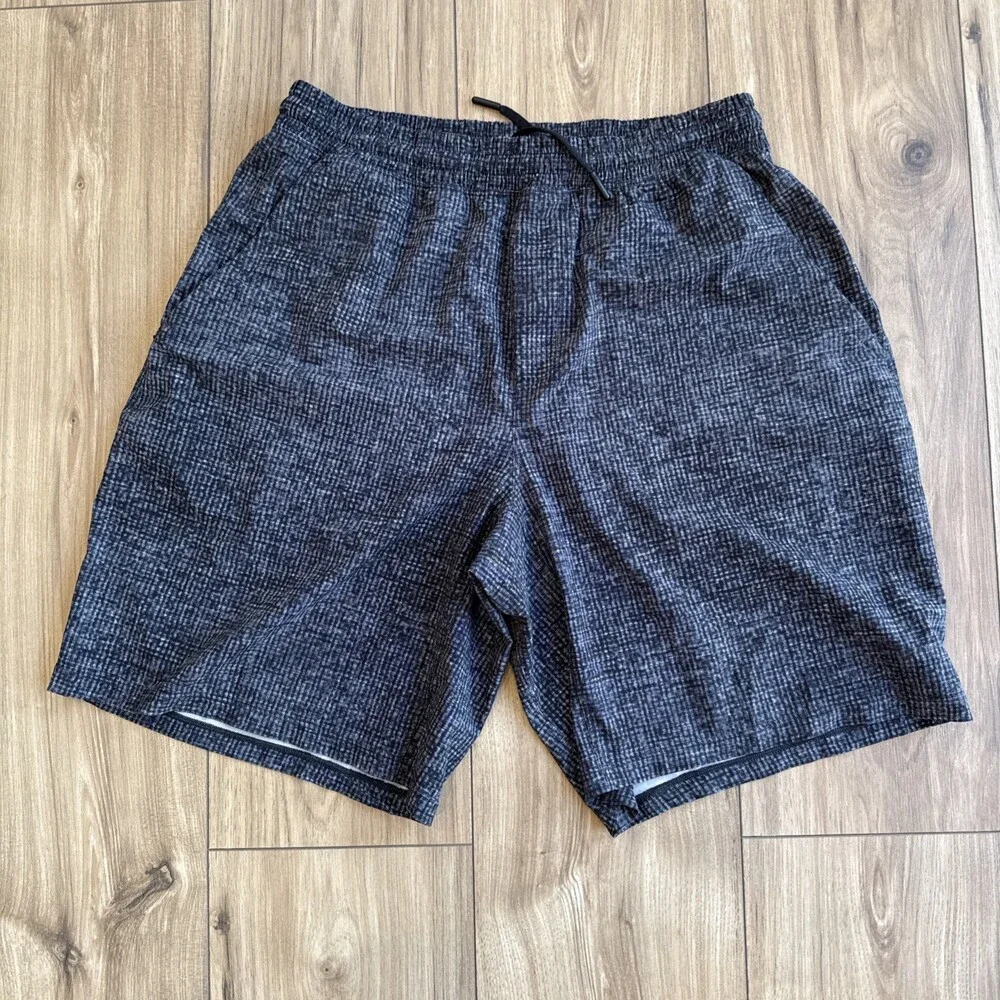 LULULEMON Pace Breaker Linerless Shorts Wire Black Gray Pull On Active Men's L